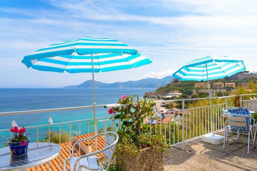Appartamenti La Terrazza Sulle Ghiaie - Goelba Portoferraio Buitenkant foto