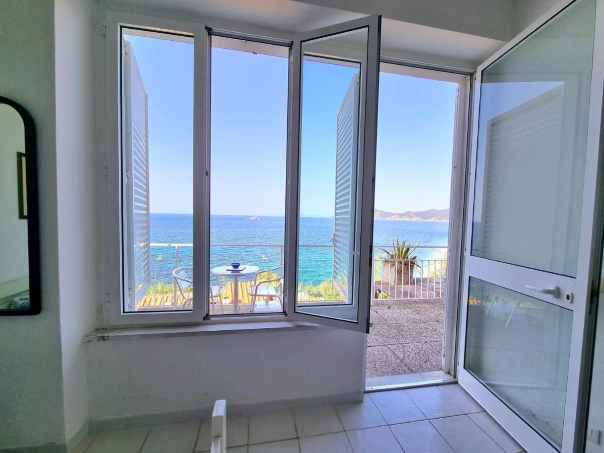 Appartamenti La Terrazza Sulle Ghiaie - Goelba Portoferraio Buitenkant foto