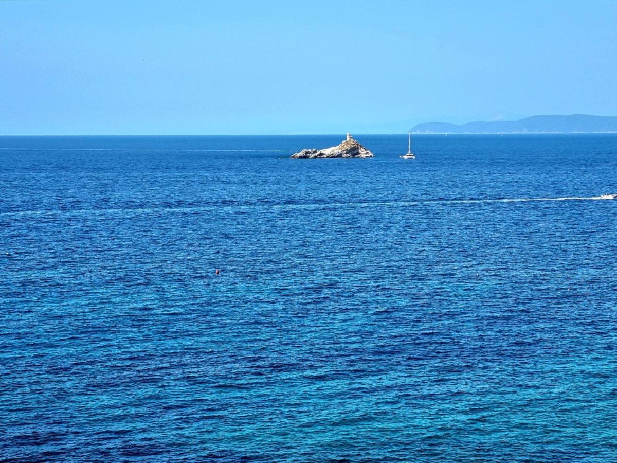 Appartamenti La Terrazza Sulle Ghiaie - Goelba Portoferraio Buitenkant foto