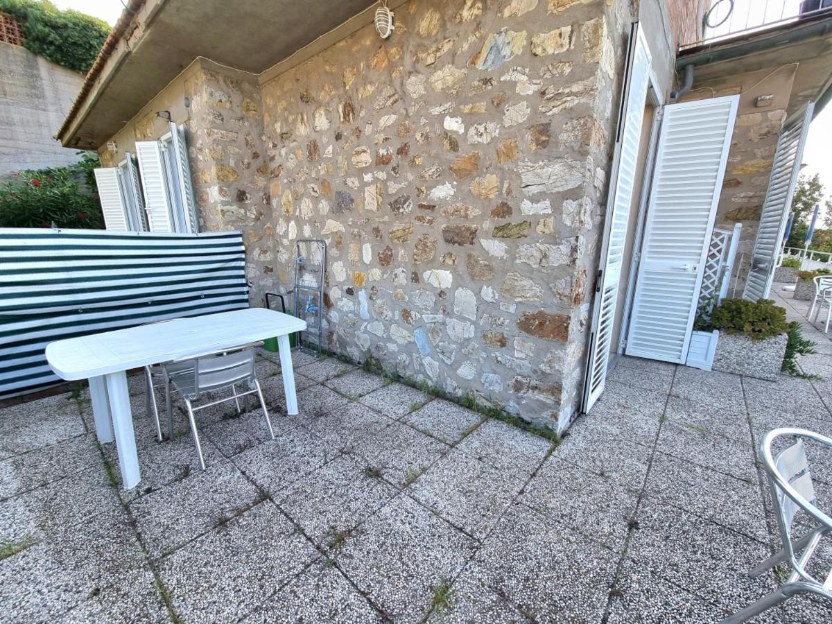 Appartamenti La Terrazza Sulle Ghiaie - Goelba Portoferraio Buitenkant foto