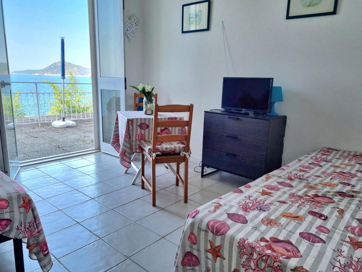 Appartamenti La Terrazza Sulle Ghiaie - Goelba Portoferraio Kamer foto
