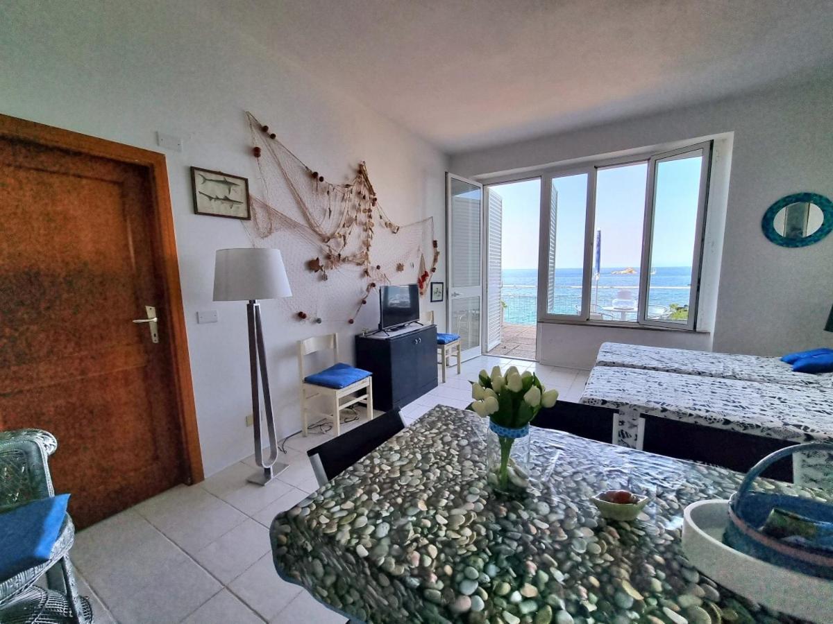 Appartamenti La Terrazza Sulle Ghiaie - Goelba Portoferraio Kamer foto
