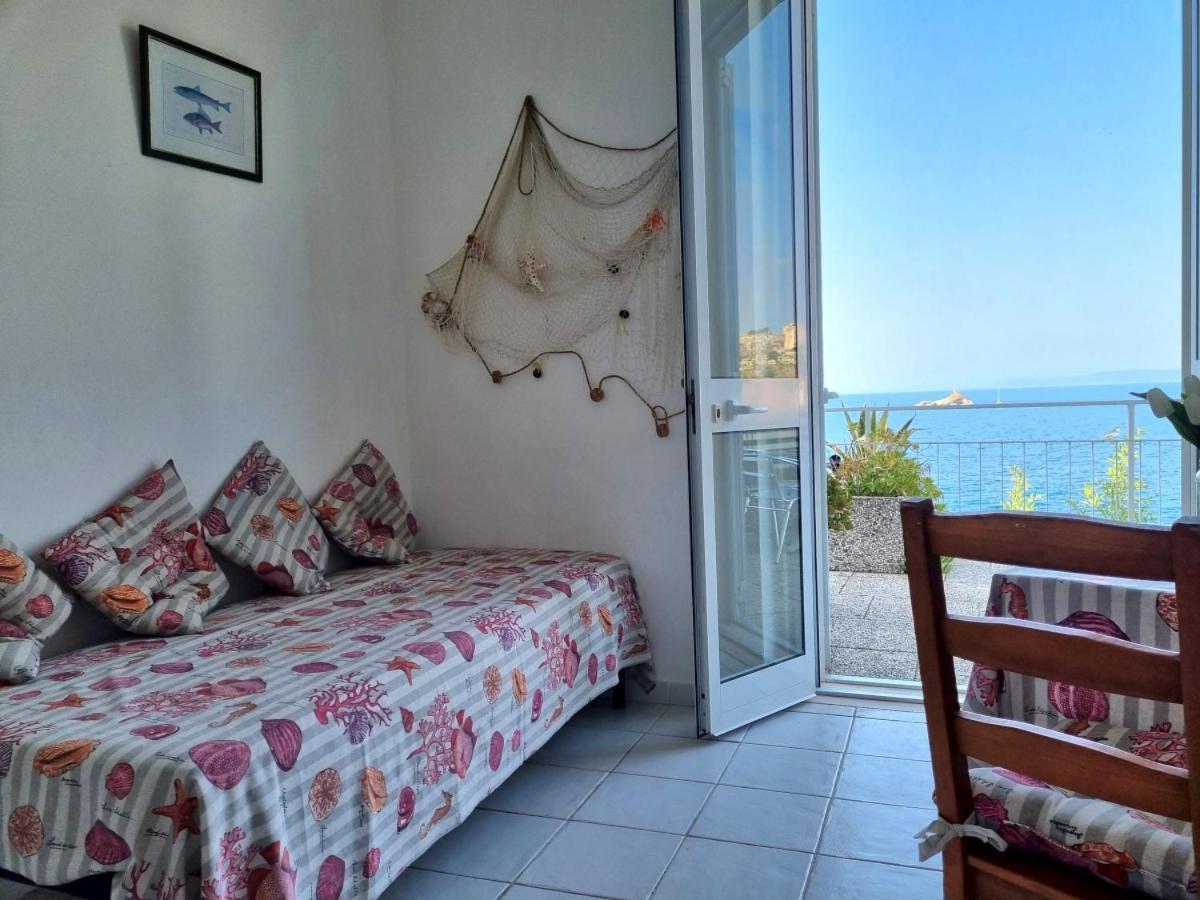 Appartamenti La Terrazza Sulle Ghiaie - Goelba Portoferraio Kamer foto